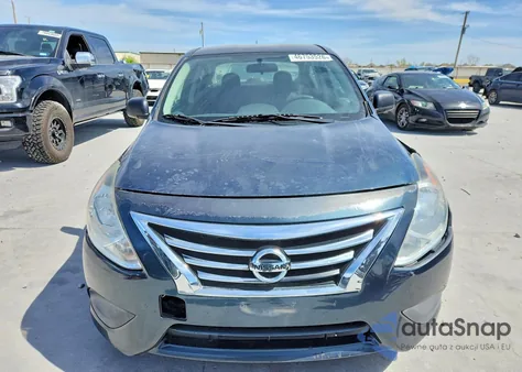 2015 Nissan Versa 1.6 S z USA, uszkodzony, nr VIN 3N1CN7AP5FL929554